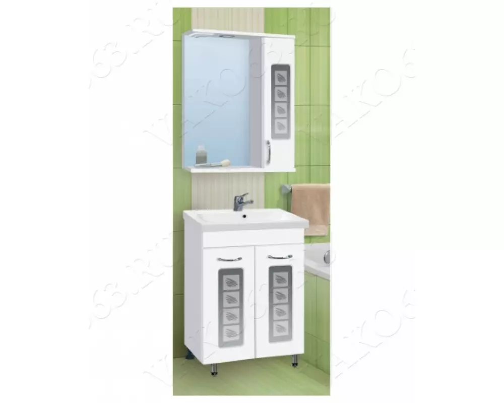 Комплект мебели для ванной комнаты «Штрих» 600