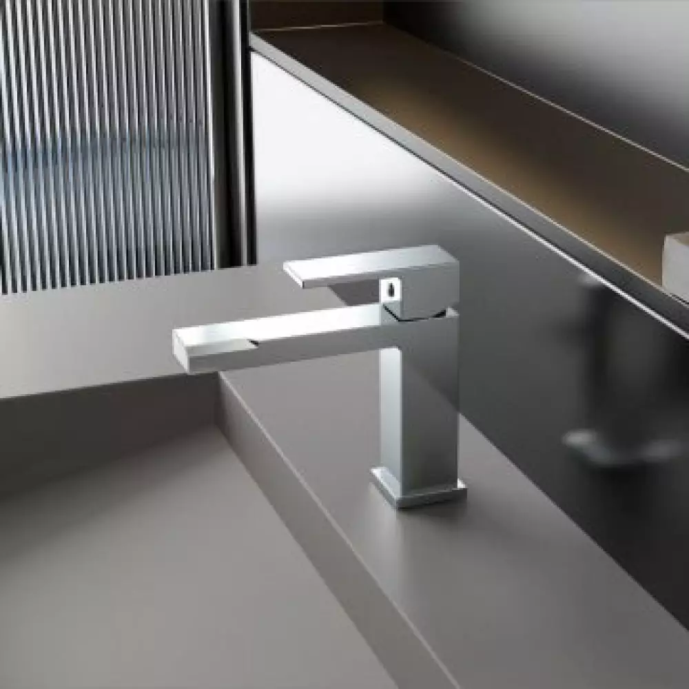 B10613 Смеситель BELZ однорычажный для раковины